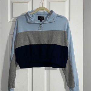 cropped sweatshirt